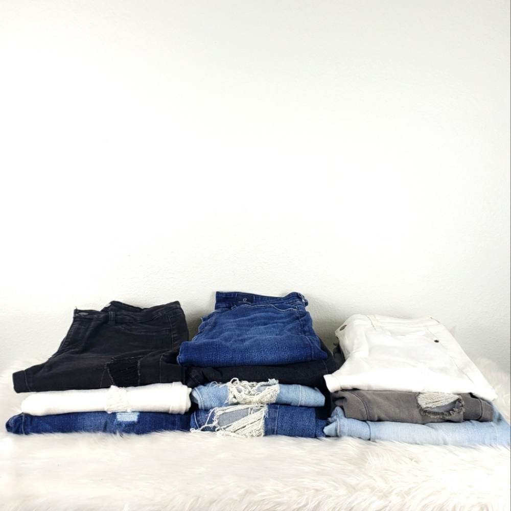 Bundle of 10 Pairs of Women's Jeans Sizes 8-10 Refuge, AG, Old Navy, Machine